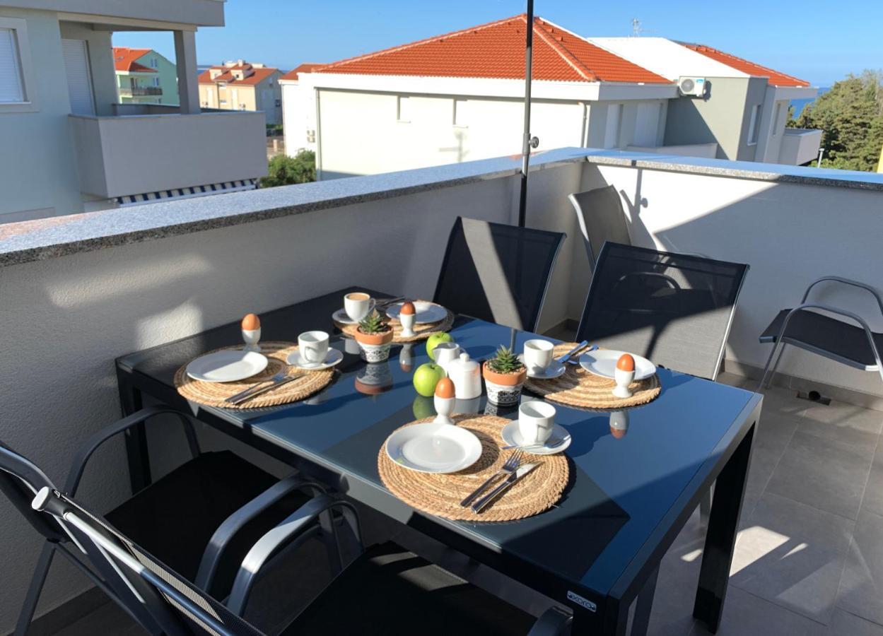 Ferienwohnung Nova Excellence Novalja Exterior foto